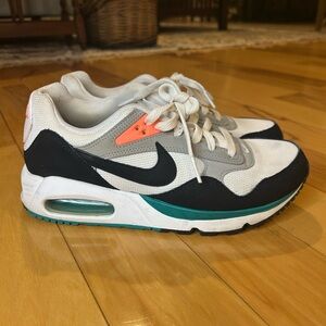 Nike Women’s Air Max Correlate Sneakers